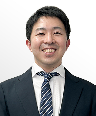 行政書士　松尾　拓朗